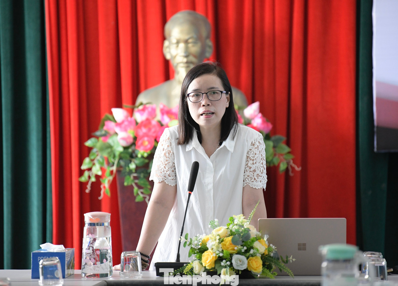 Hy vọng 3.200 tình nguyện viên hiểu được nhiệm vụ trong Lễ Thượng cờ, sau đó cống hiến hết mình trong những ngày sắp tới. Hy vọng 3.200 tình nguyện viên hiểu được nhiệm vụ trong Lễ Thượng cờ, sau đó cống hiến hết mình trong những ngày sắp tới.