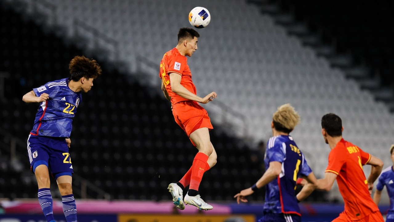 Trên lý thuyết, chiều cao của Jinyong rất hữu dụng khi không chiến. Trên lý thuyết, chiều cao của Jinyong rất hữu dụng khi không chiến.