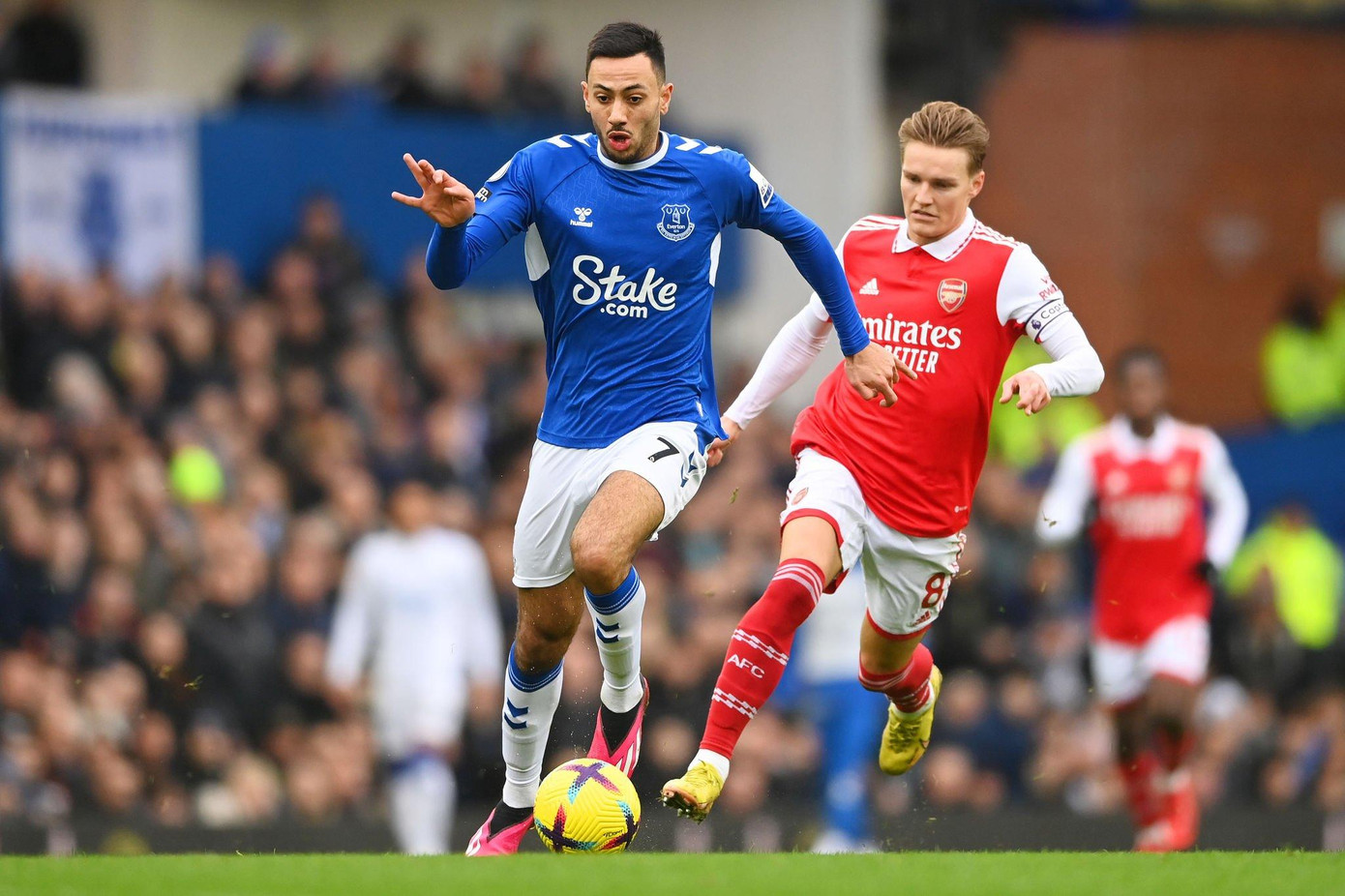 Giúp Everton đả bại Arsenal 1-0, HLV Sean Dyche có màn ra mắt hoàn hảo ảnh 15 Giúp Everton đả bại Arsenal 1-0, HLV Sean Dyche có màn ra mắt hoàn hảo ảnh 15