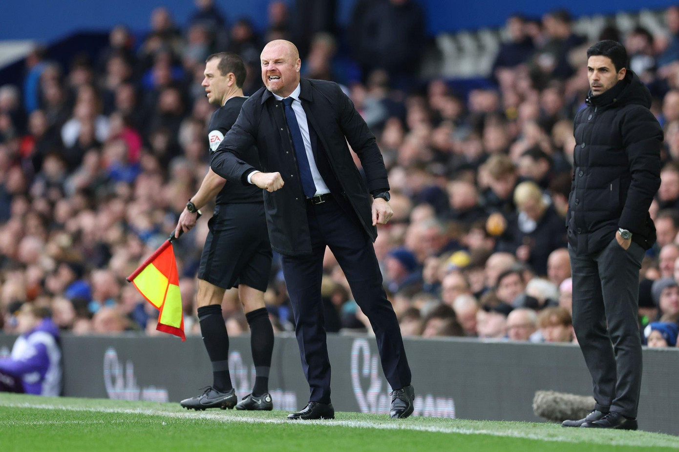 Giúp Everton đả bại Arsenal 1-0, HLV Sean Dyche có màn ra mắt hoàn hảo ảnh 10 Giúp Everton đả bại Arsenal 1-0, HLV Sean Dyche có màn ra mắt hoàn hảo ảnh 10