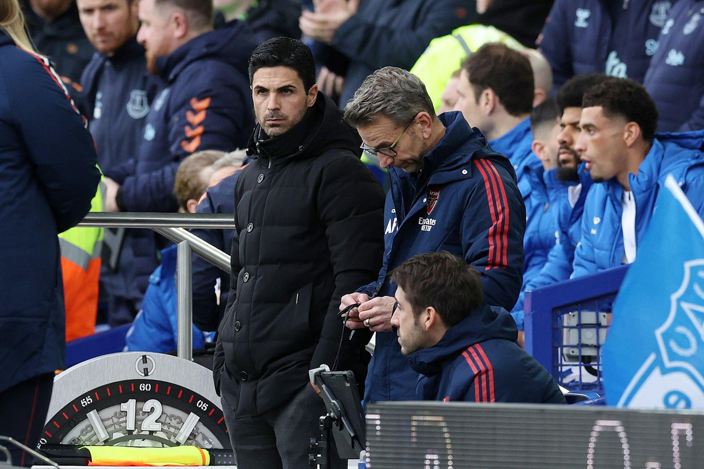 Giúp Everton đả bại Arsenal 1-0, HLV Sean Dyche có màn ra mắt hoàn hảo ảnh 18 Giúp Everton đả bại Arsenal 1-0, HLV Sean Dyche có màn ra mắt hoàn hảo ảnh 18