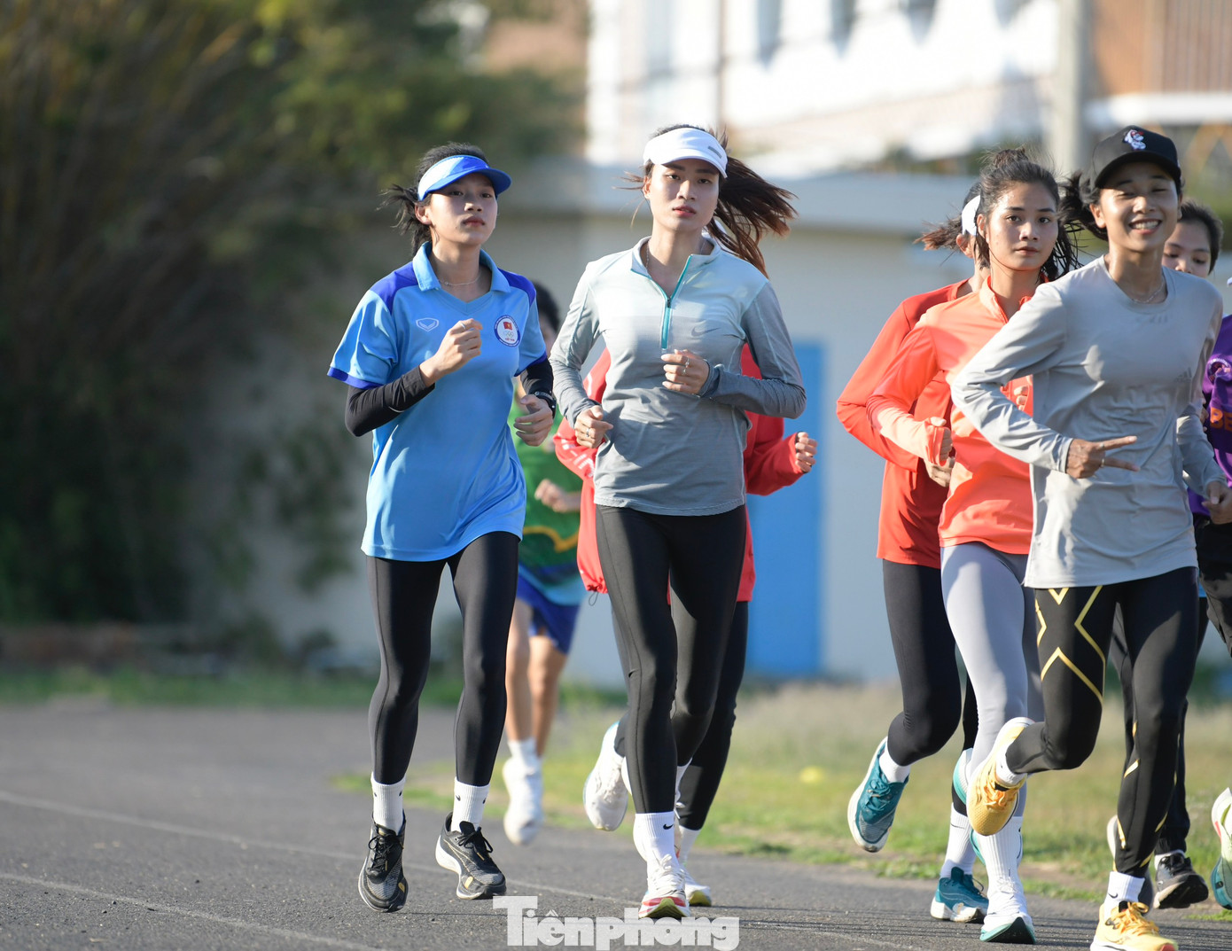 Ngọc Anh tập luyện tại sân Tuy Hòa, chuẩn bị cho Tiền Phong Marathon 2024. Ngọc Anh tập luyện tại sân Tuy Hòa, chuẩn bị cho Tiền Phong Marathon 2024.