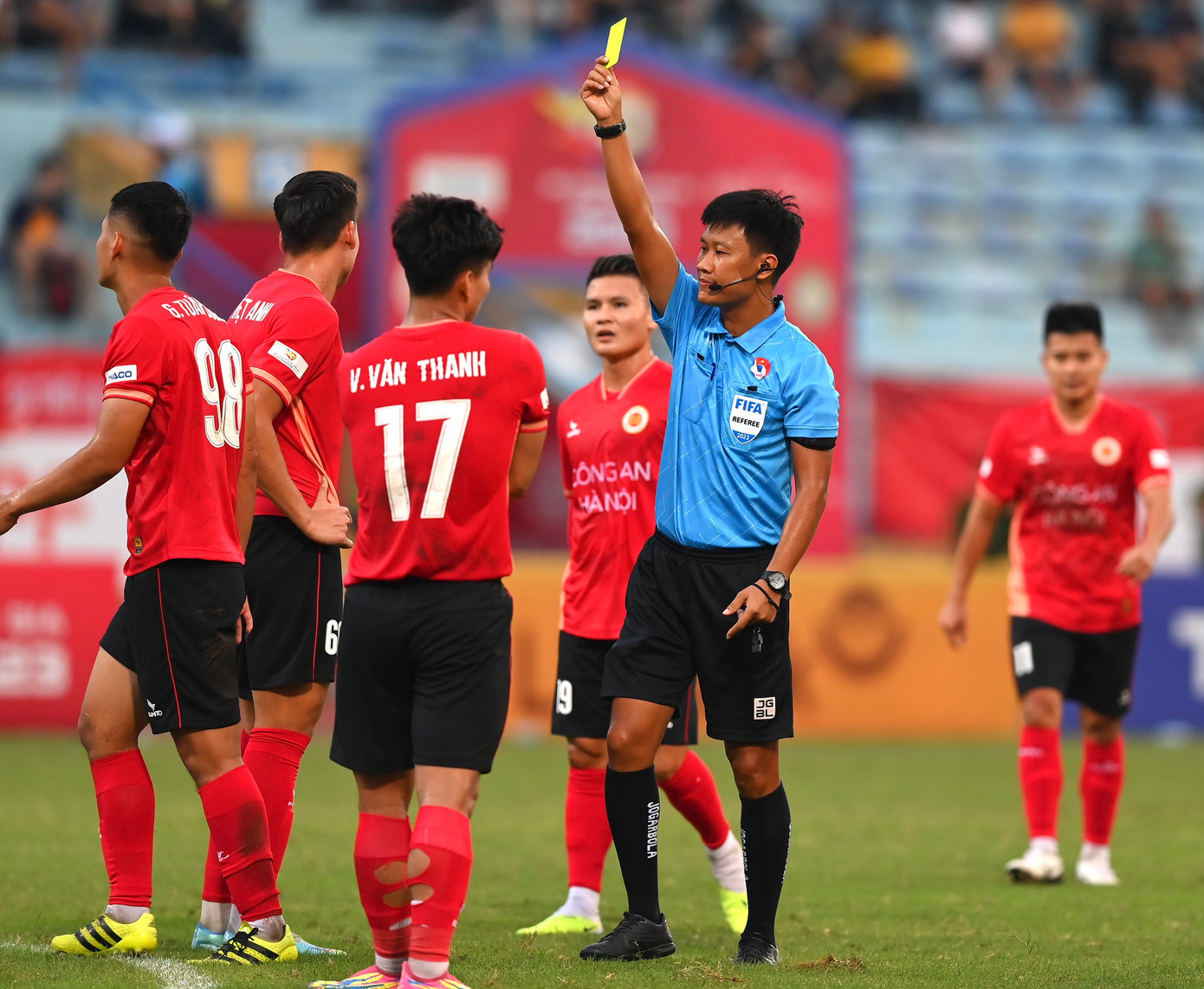 Đông Á Thanh Hoá lần thứ hai giành Siêu cúp sau khi đánh bại Công an Hà Nội 3-1 ảnh 28 Đông Á Thanh Hoá lần thứ hai giành Siêu cúp sau khi đánh bại Công an Hà Nội 3-1 ảnh 28