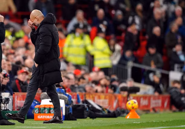 Thắng 2-0, Liverpool bứt phá, đẩy Man City vào sâu khủng hoảng ảnh 27
