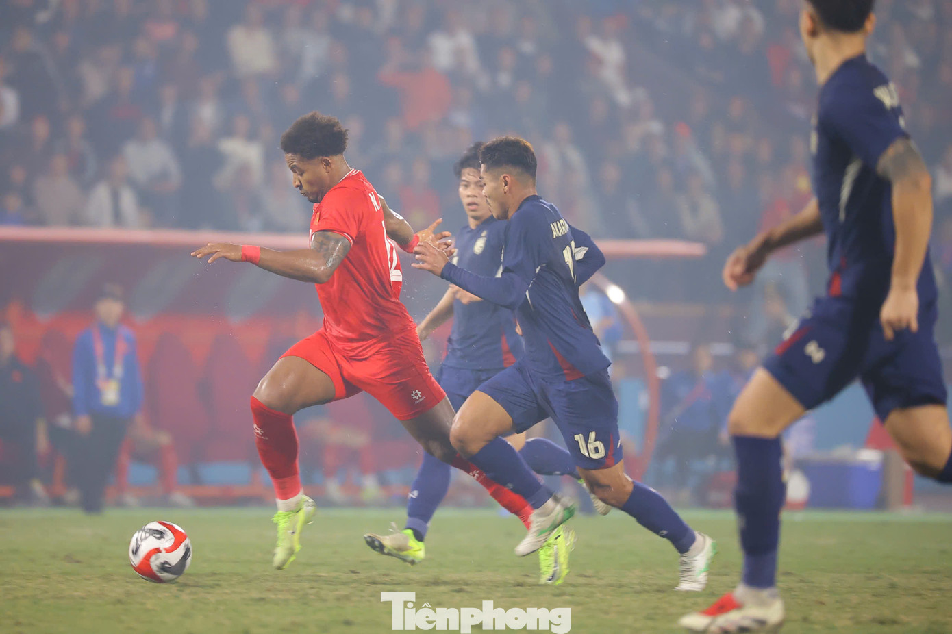 Sau khi ghi 5 bàn và có 2 kiến tạo chỉ trong 3 trận ra sân ở ASEAN Cup 2024, Nguyễn Xuân Son là cái tên được kỳ vọng nhất trong trận chung kết lượt đi với Thái Lan.