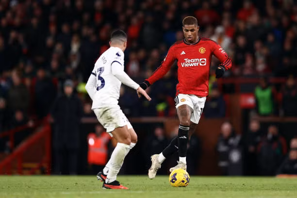 Tottenham khiến MU chia điểm tại Old Trafford ảnh 26 Tottenham khiến MU chia điểm tại Old Trafford ảnh 26