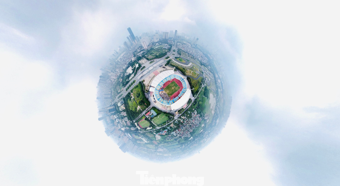 Còn gần hai chục ngày để Mỹ Đình sáng đèn, và tất cả cùng hy vọng sân vận động Quốc gia sẽ được trả lại nguyên dạng, với một mặt cỏ tốt, sẵn sàng cho trận đấu đỉnh cao, quyết định tới ngôi vô địch V-League 2023.