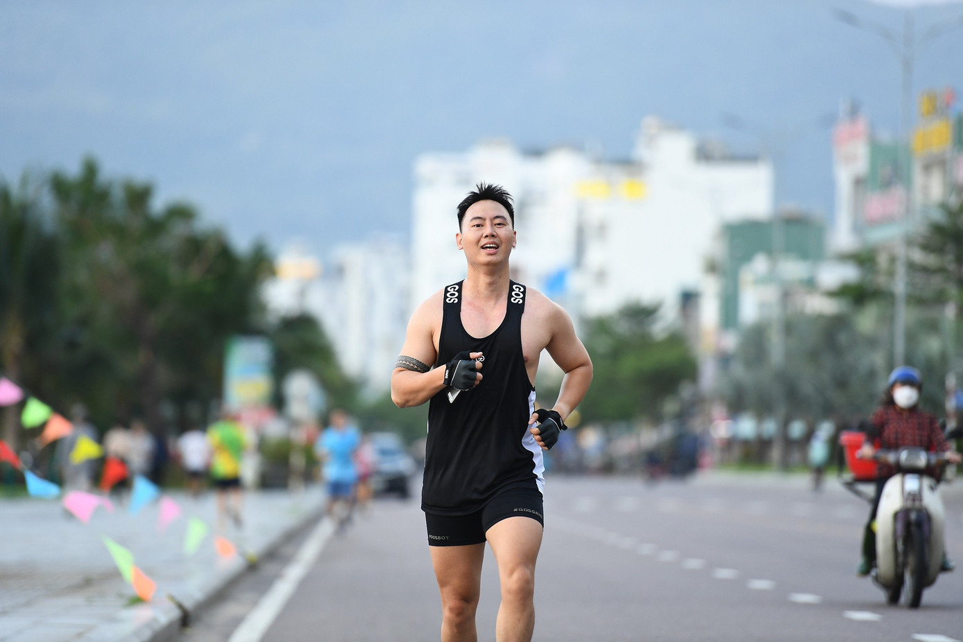 Với các runner, không khí cũng như cảnh quan ở Quy Nhơn thực sự là thiên đường.
