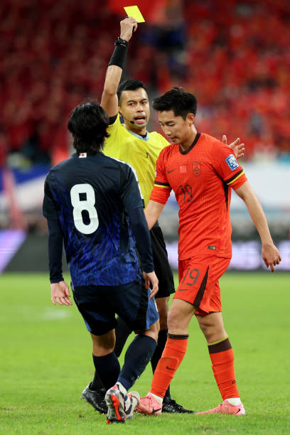 Thắng dễ Trung Quốc 3-1, Nhật Bản tiến gần tới tấm vé dự World Cup 2026 ảnh 13