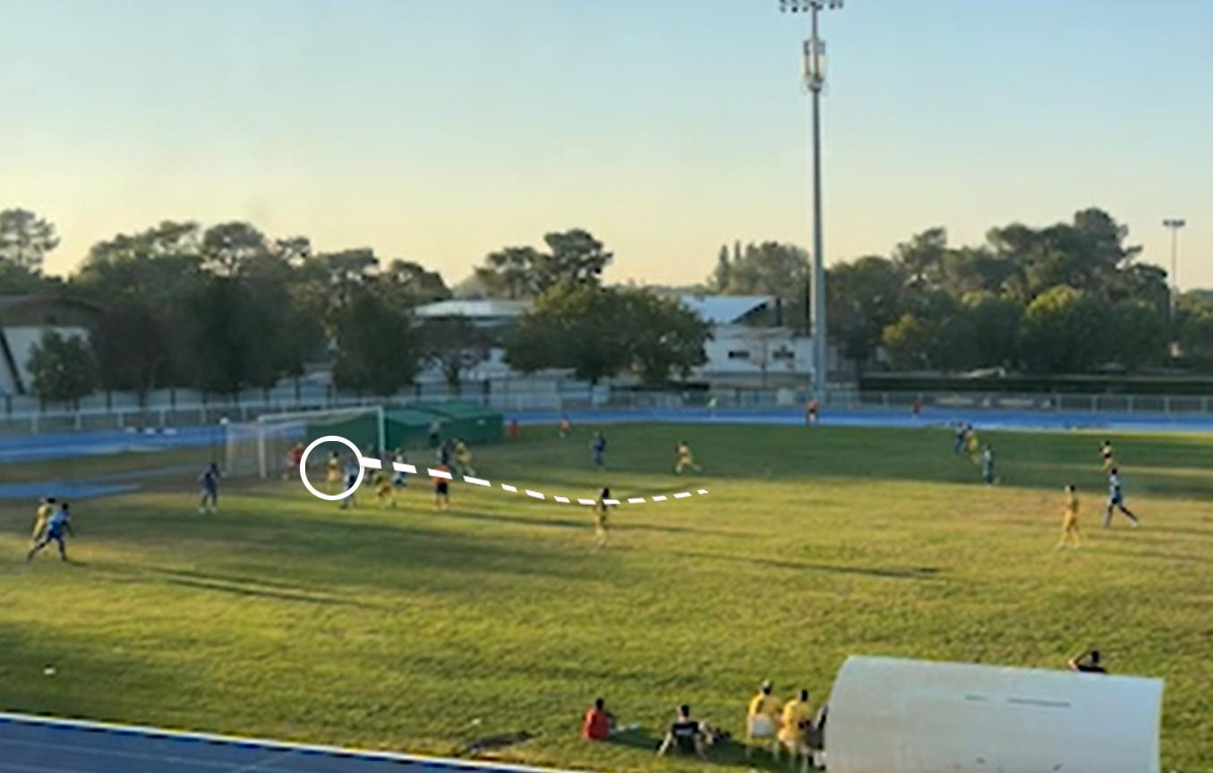 Pha di chuyển thông minh của Quang Hải mang lại cơ hội dứt điểm cho đồng đội phút 88.