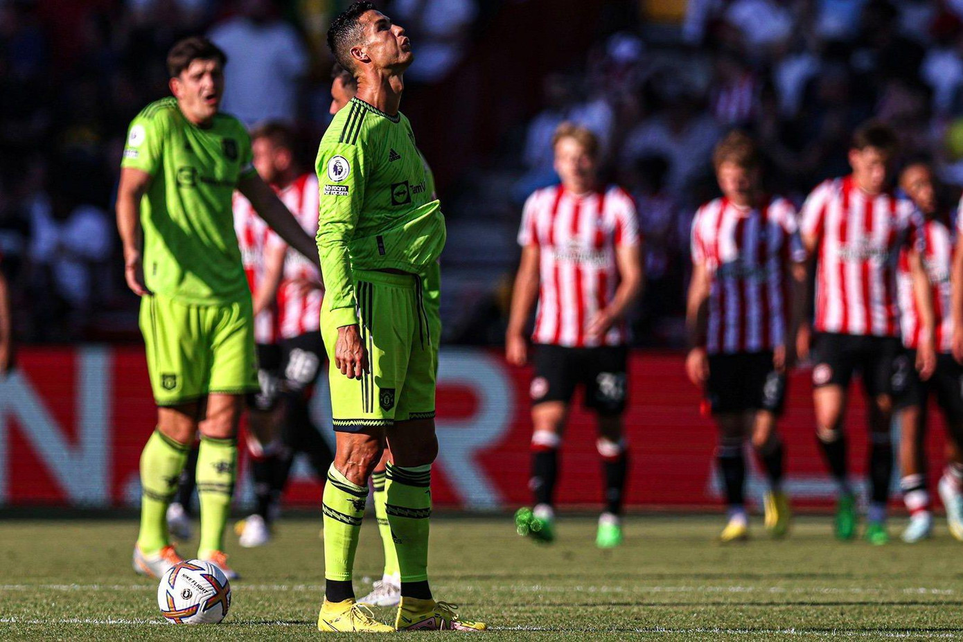 MU rơi vào hỗn loạn với các cầu thủ bị đặt câu hỏi cả về tinh thần lẫn năng lực. (Ảnh: Getty Images) MU rơi vào hỗn loạn với các cầu thủ bị đặt câu hỏi cả về tinh thần lẫn năng lực. (Ảnh: Getty Images)