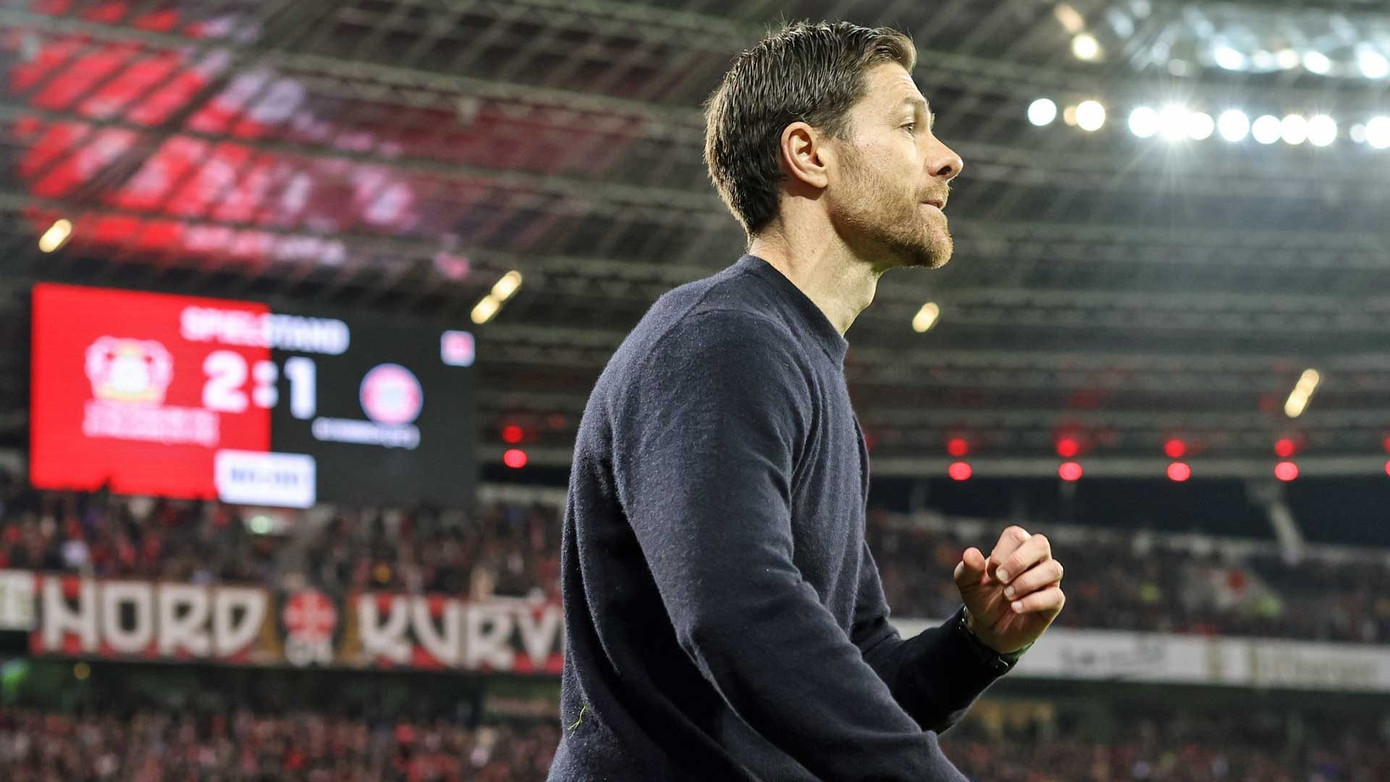 Còn Xabi Alonso trở thành HLV được mọi đội bóng lớn thèm khát.