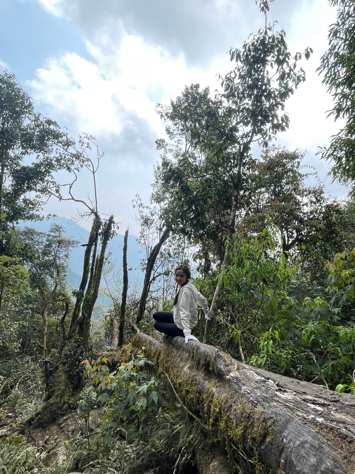 Theo Nguyễn Ngọc Mai, "những chuyến đi không đơn giản là để thay đổi không khí, ngắm cảnh núi rừng, thiên nhiên hoang dã hay thay nơi đi bộ sau những ngày làm việc, nó còn mang lại nhiều lợi ích cho sức khỏe, tinh thần, được nếm thử các món ăn địa phương và tìm hiểu về văn hóa vùng miền".