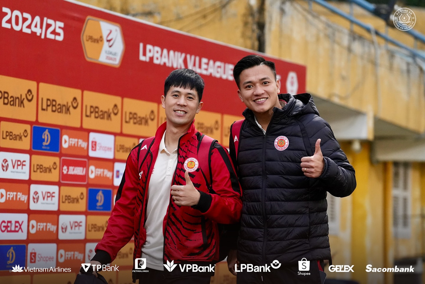 Hòa nhau 4-4, CAHN và Quảng Nam tạo nên màn rượt đuổi ngoạn mục từng phút giây ảnh 3