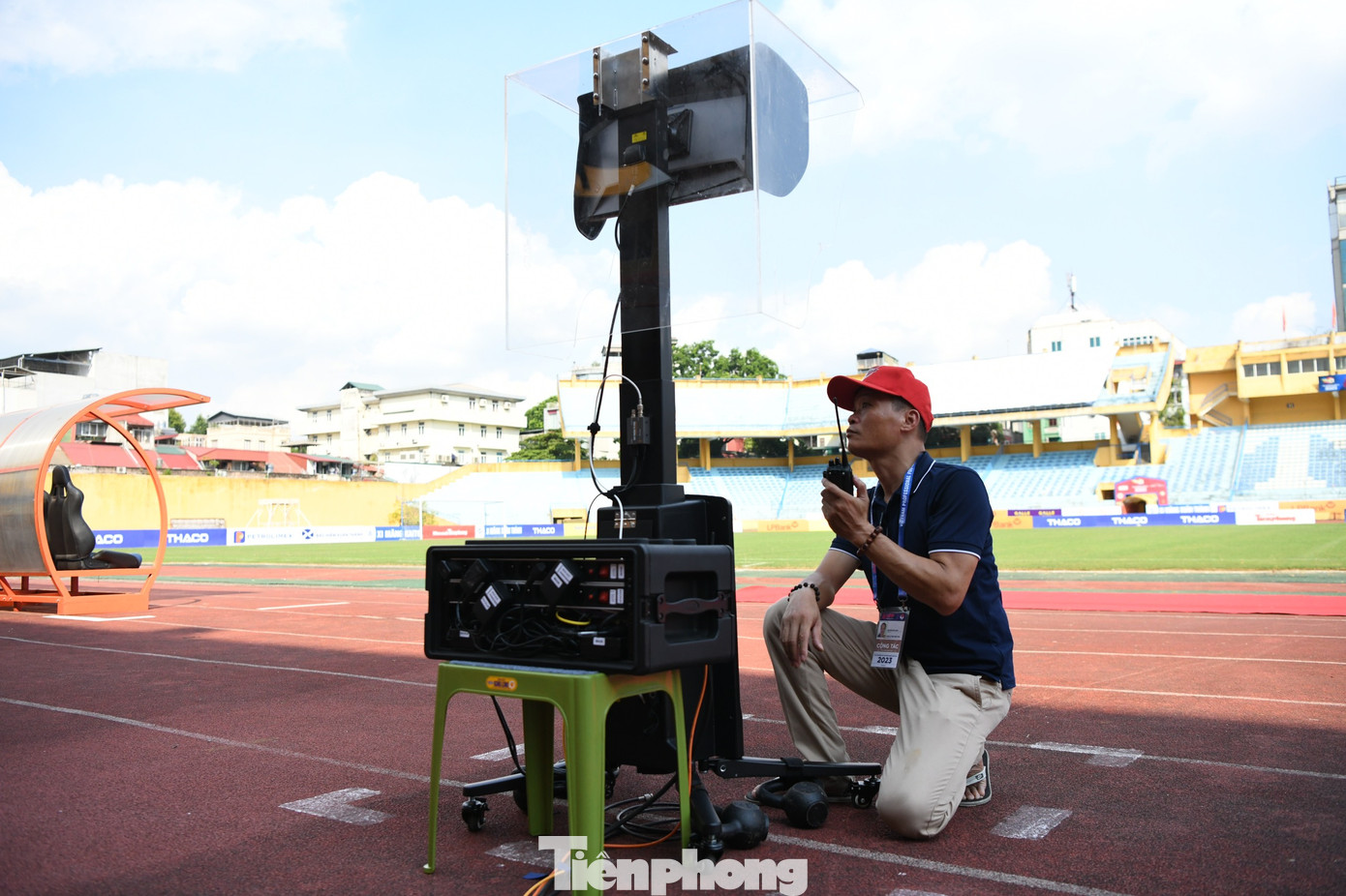 Để chuẩn bị những điều kiện tốt nhất cho trận Siêu cúp Quốc gia 2023, Ban tổ chức đã trao đổi và được sự đồng ý của FIFA, triển khai VAR ở trận đấu chiều 6/10.