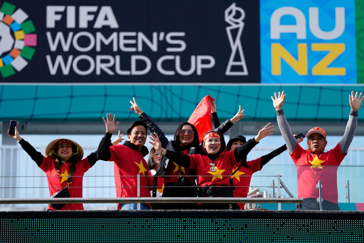 ĐT nữ Việt Nam có màn trình diễn tuyệt vời trong màn ra mắt World Cup dù thua tuyển nữ Mỹ ảnh 2