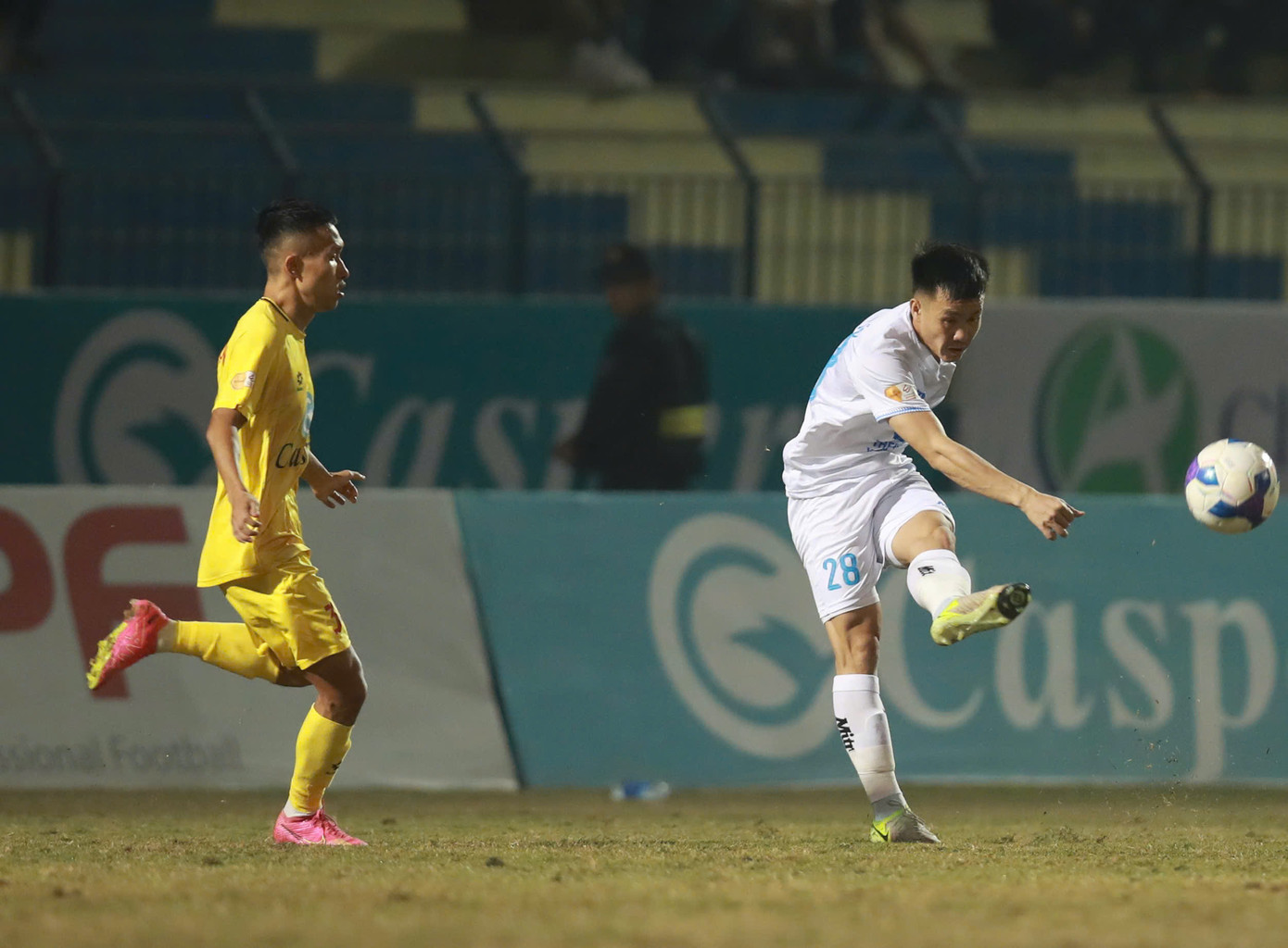 Thanh Hóa và Nam Định níu chân nhau tại xứ Thanh ảnh 13