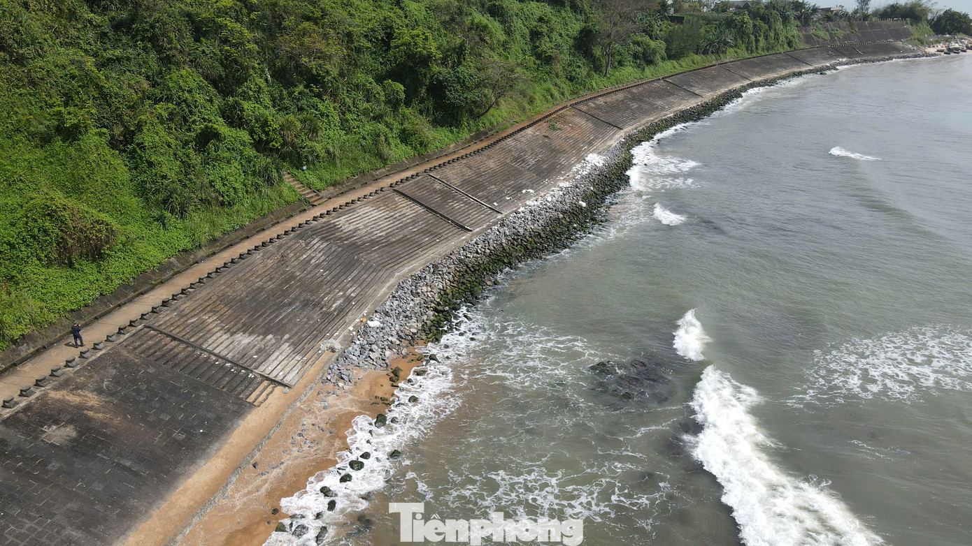 Trong gần 2.000 ngày đêm trong lòng địa đạo, quân và dân Vịnh Mốc đã viết nên thiên huyền thoại về sức sống kỳ diệu, ý chí quật cường của những con người nơi đất lửa.
