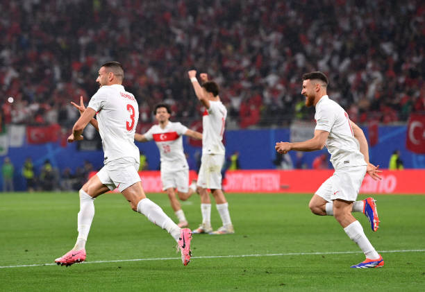 Phòng ngự quả cảm, Thổ Nhĩ Kỳ đánh bại Áo giành vé vào tứ kết EURO 2024 ảnh 36