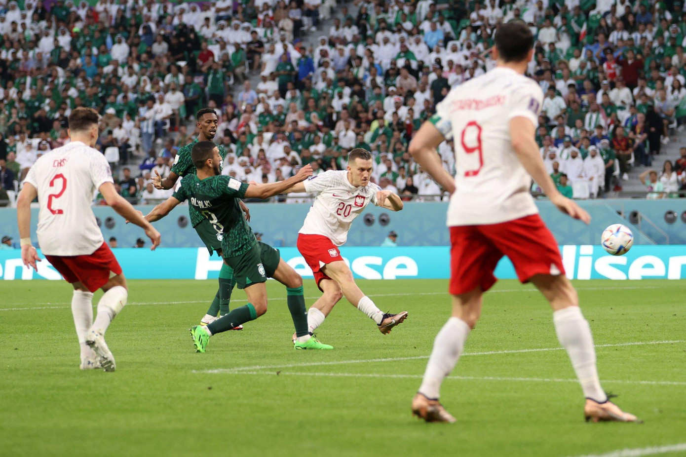 World Cup 2022: Saudi Arabia rất hay, nhưng Szczesny và Lewandowski còn hay hơn để thắng 2-0 ảnh 16
