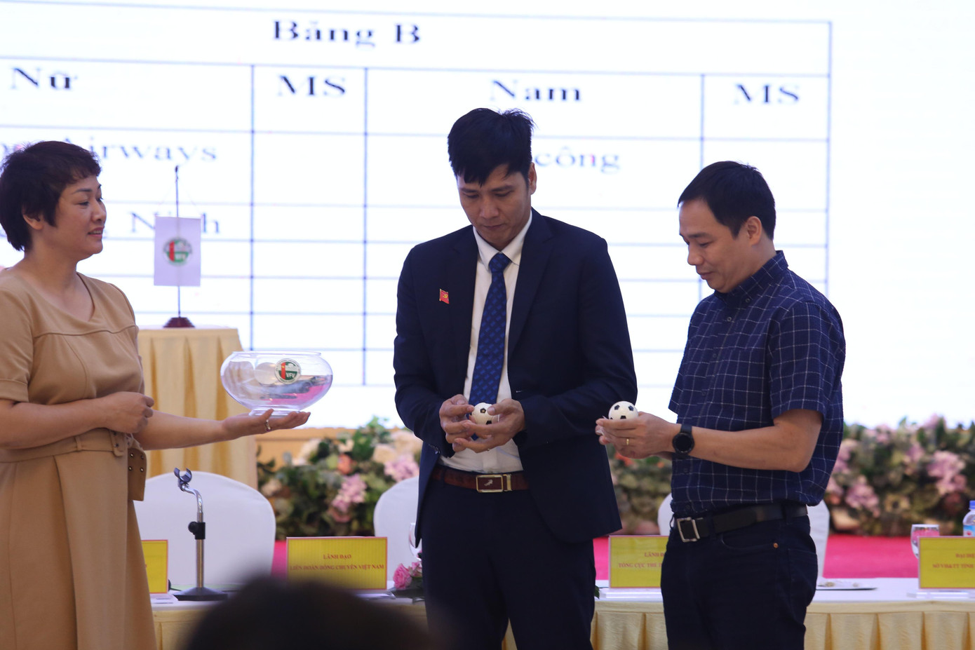 Lễ bốc thăm chia bảng Giải bóng chuyền Vô địch quốc gia năm 2022. (Ảnh: Thu Thảo) Lễ bốc thăm chia bảng Giải bóng chuyền Vô địch quốc gia năm 2022. (Ảnh: Thu Thảo)