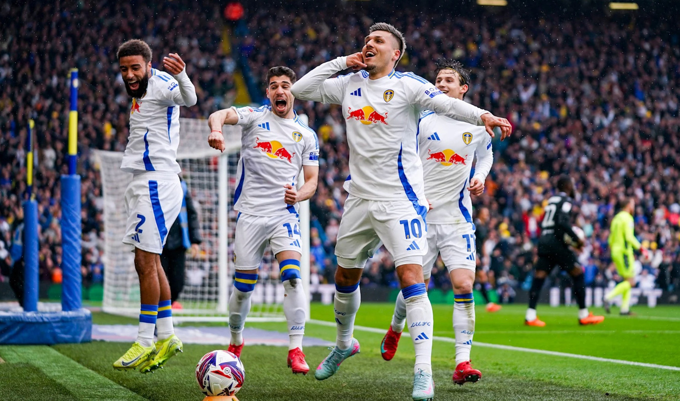 Leeds mùa này là một tập thể tốt hơn so với mùa trước.