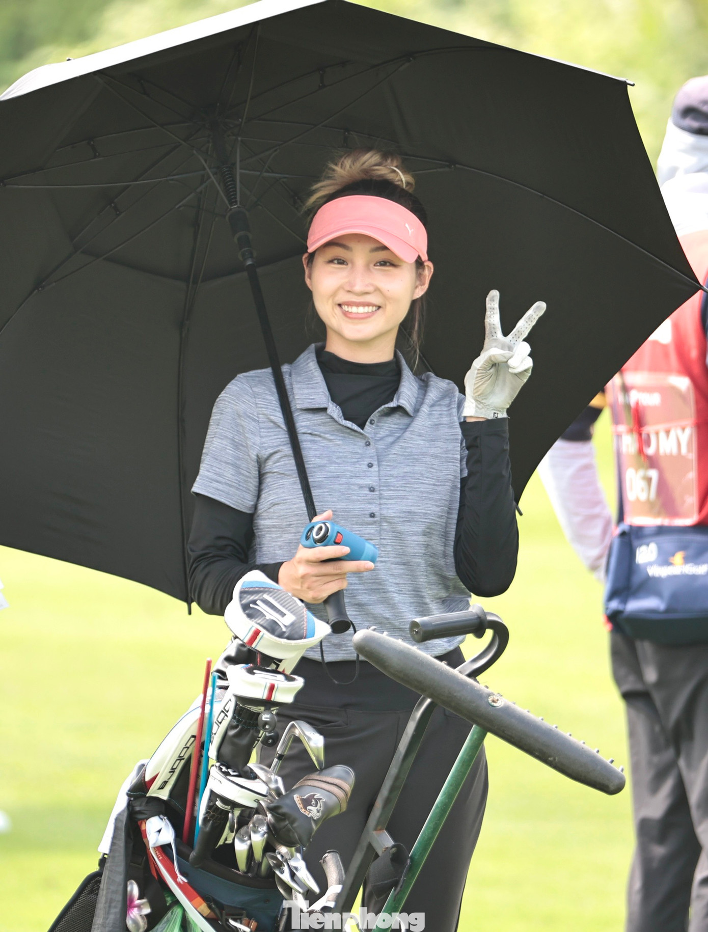 Đoàn Xuân Khuê Minh dần lấy lại phong độ tốt nhất sau khởi đầu không như ý ở ngày thi đấu đầu tiên. Đoàn Xuân Khuê Minh dần lấy lại phong độ tốt nhất sau khởi đầu không như ý ở ngày thi đấu đầu tiên.