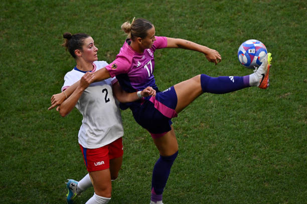 Tuyển nữ Mỹ lần thứ 6 vào chung kết Olympic nhờ bàn thắng hiệp phụ trước tuyển Đức ảnh 8