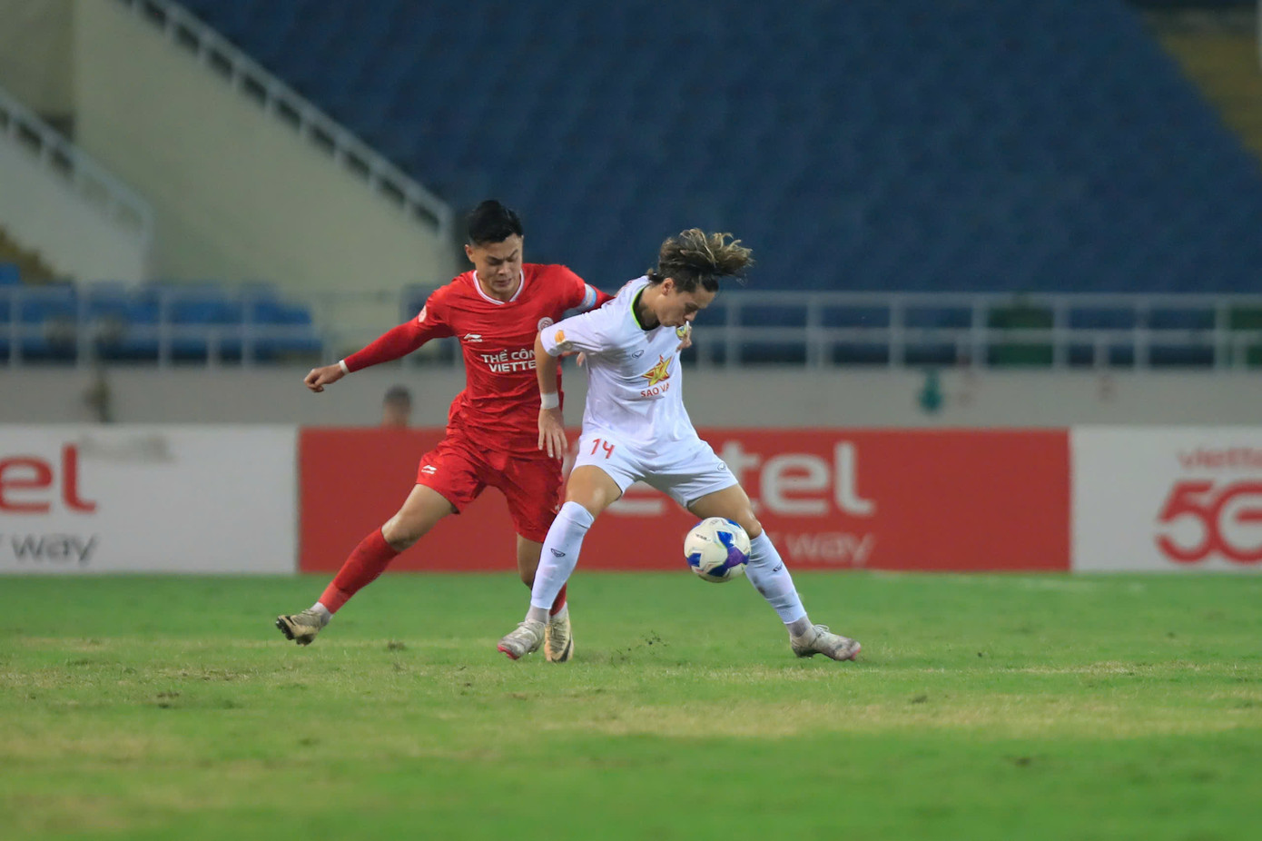 'Vua hoà' Hà Tĩnh lại hoà, lần này là Thể Công Viettel ảnh 8