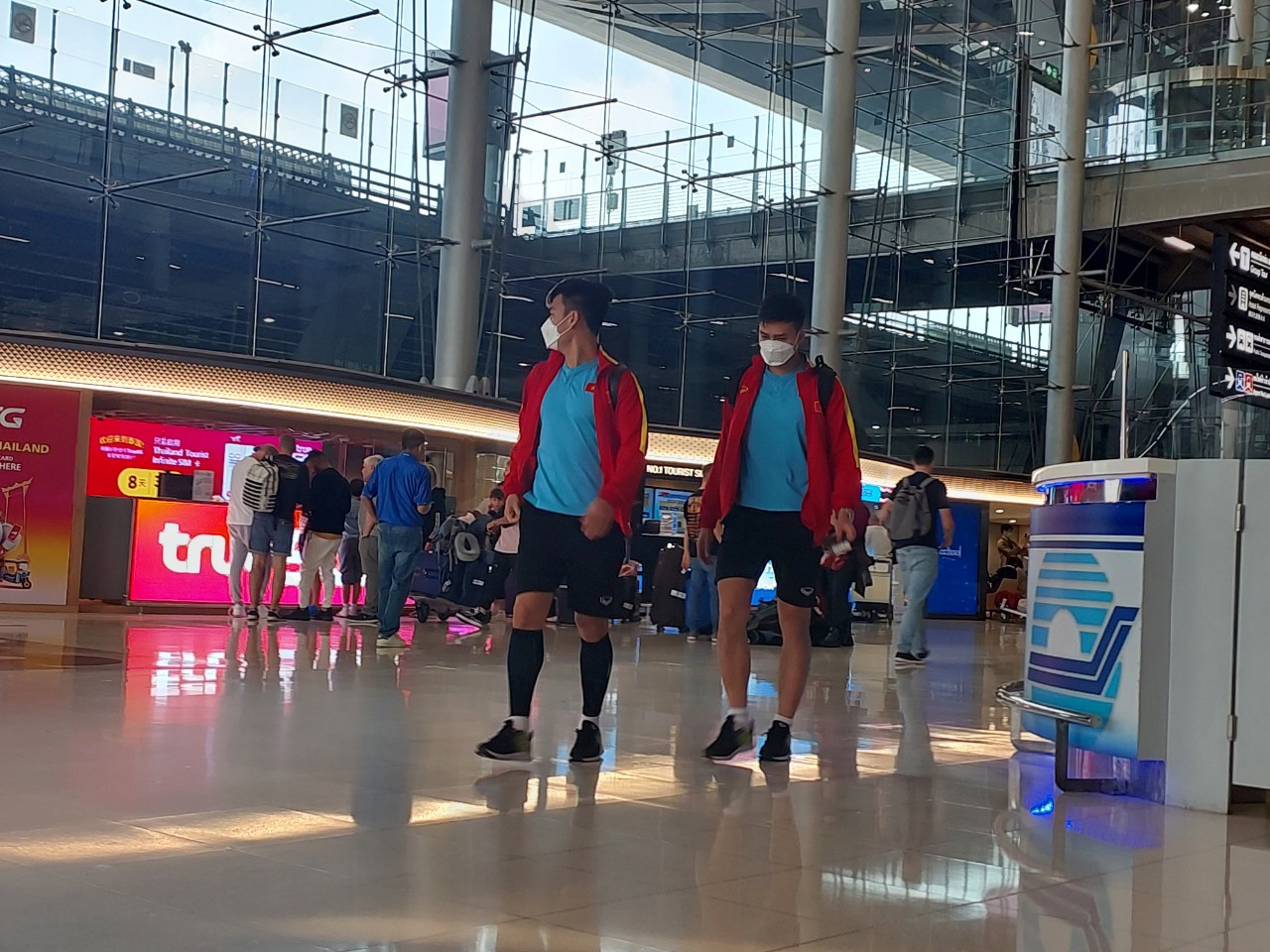 Mặc dù không thể có chiến thắng tại Mỹ Đình, nhưng không vì thế mà các tuyển thủ đánh mất tinh thần.