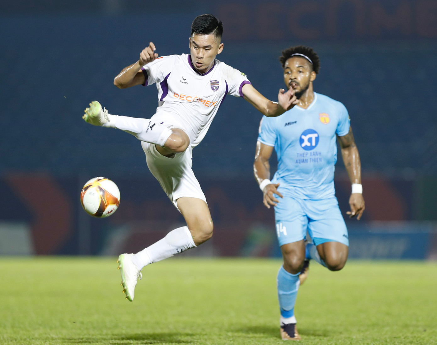 Thua Bình Dương, Nam Định mất ngôi đầu V-League ảnh 14 Thua Bình Dương, Nam Định mất ngôi đầu V-League ảnh 14