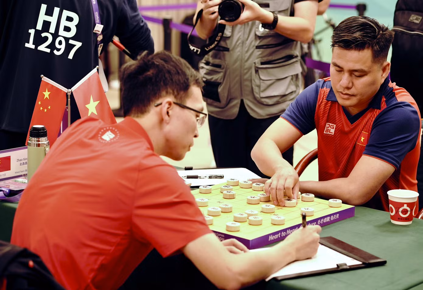 Asiad 19 ngày 1/10: Đội cờ tướng giành huy chương Bạc đồng đội hỗn hợp ảnh 24 Asiad 19 ngày 1/10: Đội cờ tướng giành huy chương Bạc đồng đội hỗn hợp ảnh 24
