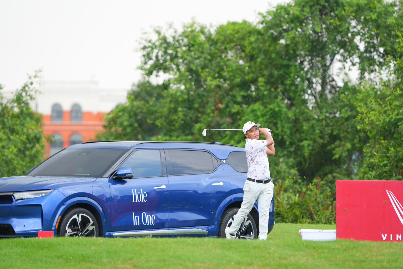 Cụ thể, ngày 14/8 HIO đặt tại hố 4 par3 Index 15, ngày 15/8 tại hố 8 par3 Index 17, ngày 16/8 tại hố 13 par3 Index 14, ngày 17/8 tại hố 17 par3 Index 18. Cụ thể, ngày 14/8 HIO đặt tại hố 4 par3 Index 15, ngày 15/8 tại hố 8 par3 Index 17, ngày 16/8 tại hố 13 par3 Index 14, ngày 17/8 tại hố 17 par3 Index 18.