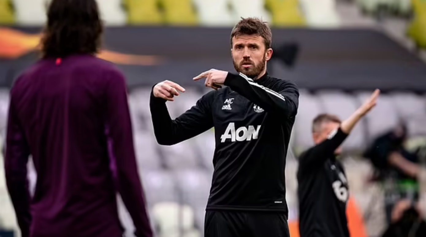 MIchael Carrick là HLV thứ 5 Ronaldo làm việc cùng trong 2 năm rưỡi qua. (Ảnh: Daily Mail) MIchael Carrick là HLV thứ 5 Ronaldo làm việc cùng trong 2 năm rưỡi qua. (Ảnh: Daily Mail)