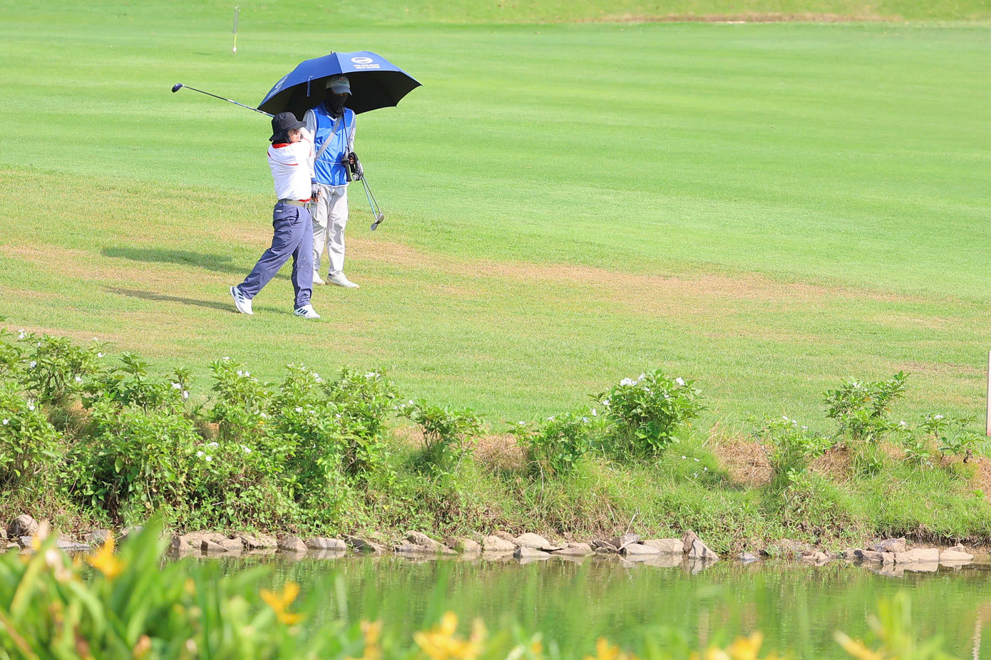 Với đặc điểm các hố thường rất dài, các golfer cần thực hiện những cú swing hay driver thật xa.