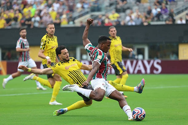 Fluminense khiến Dortmund 'im tiếng' ảnh 12