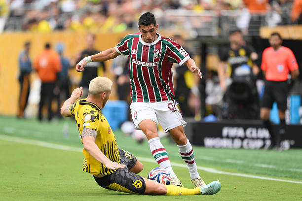 Fluminense khiến Dortmund 'im tiếng' ảnh 38