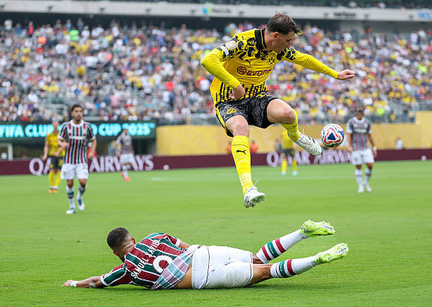 Fluminense khiến Dortmund 'im tiếng' ảnh 37