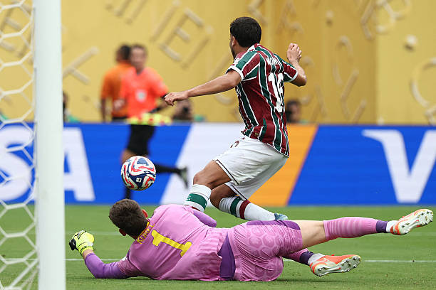 Fluminense khiến Dortmund 'im tiếng' ảnh 40