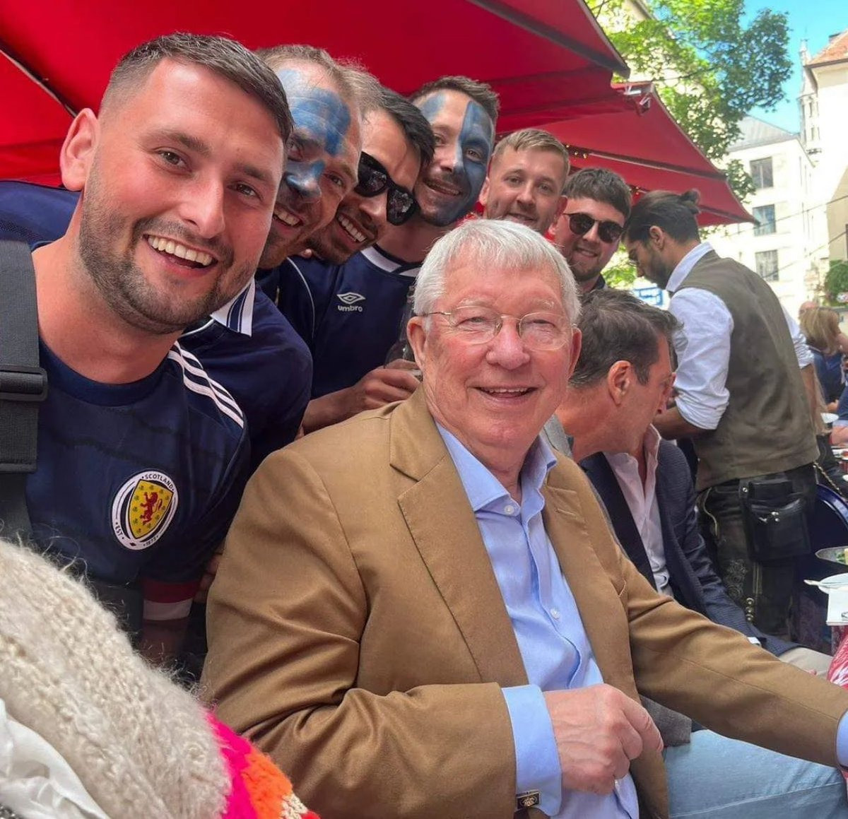  Đức phô diễn sức mạnh ngày ra quân EURO 2024 ảnh 12