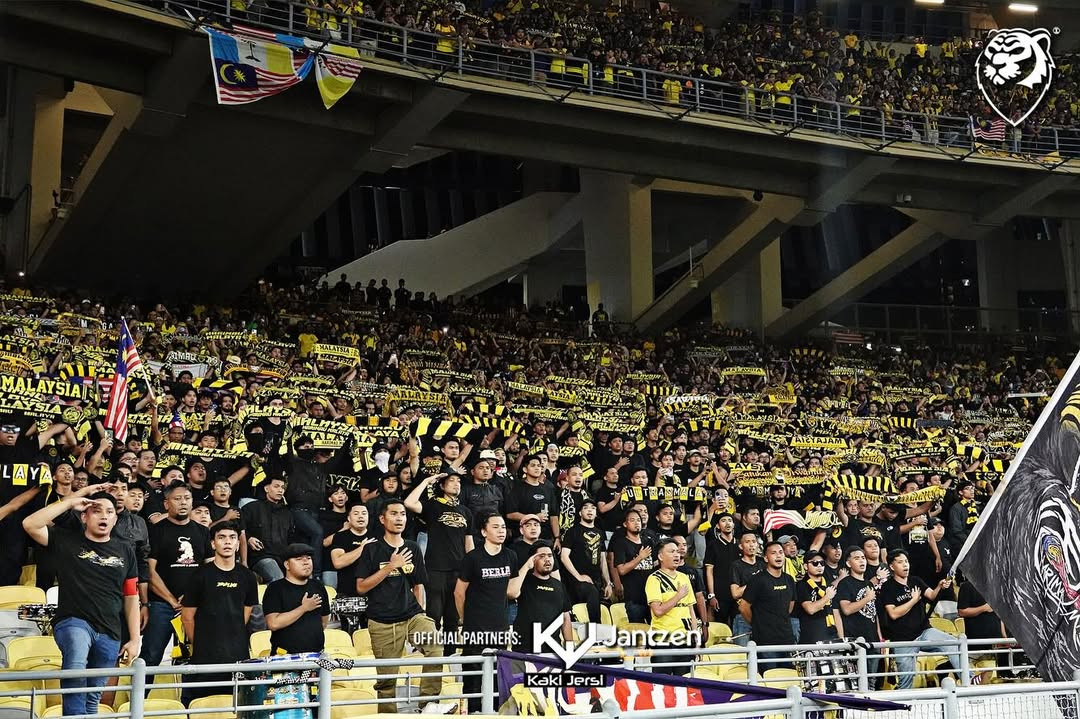 Những người từng phản đối chính sách nhập tịch nay hào hứng với kết quả ấn tượng của ĐT Malaysia. (Ảnh: harimaumalaya)