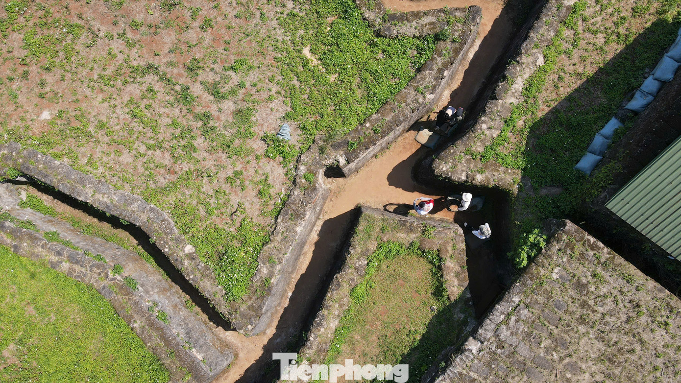 Sau 170 ngày đêm liên tục tiến công, vây hãm, quân ta đã loại khỏi vòng chiến đấu 17.000 tên địch, bắn rơi và phá hủy 480 máy bay, 120 xe quân sự, 65 đại bác và súng cối cỡ lớn, 55 kho xăng và đạn, thu hàng ngàn súng các loại, kết thúc thắng lợi Chiến dịch Đường 9 - Khe Sanh lịch sử, huyện Hướng Hóa được giải phóng vào ngày 9/7/1968 với hơn 10.000 dân.