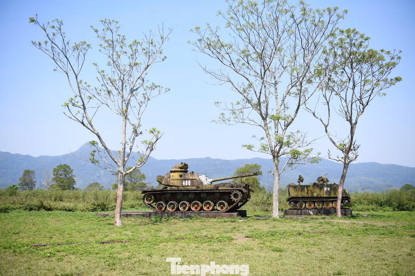 Bộ Chính trị quyết định mở Chiến dịch tiến công Đường 9 - Khe Sanh xuân hè 1968 với quyết tâm “Biến Khe Sanh thành địa ngục trần gian của quân Mỹ”.