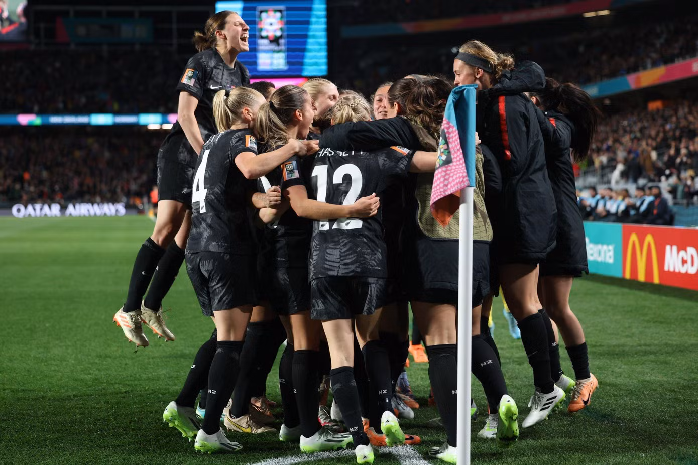 Đánh bại Na Uy 1-0, tuyển nữ New Zealand có chiến thắng lịch sử tại World Cup ảnh 30 Đánh bại Na Uy 1-0, tuyển nữ New Zealand có chiến thắng lịch sử tại World Cup ảnh 30