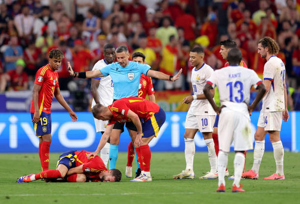 Yamal đi vào lịch sử, Tây Ban Nha hạ Pháp vào chung kết ảnh 41