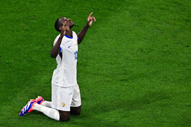 Yamal đi vào lịch sử, Tây Ban Nha hạ Pháp vào chung kết ảnh 29