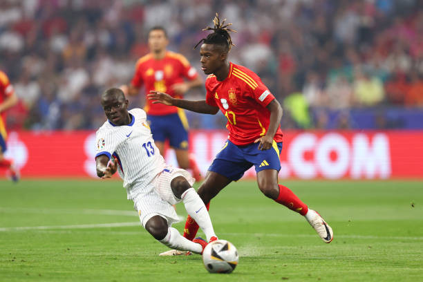 Yamal đi vào lịch sử, Tây Ban Nha hạ Pháp vào chung kết ảnh 37