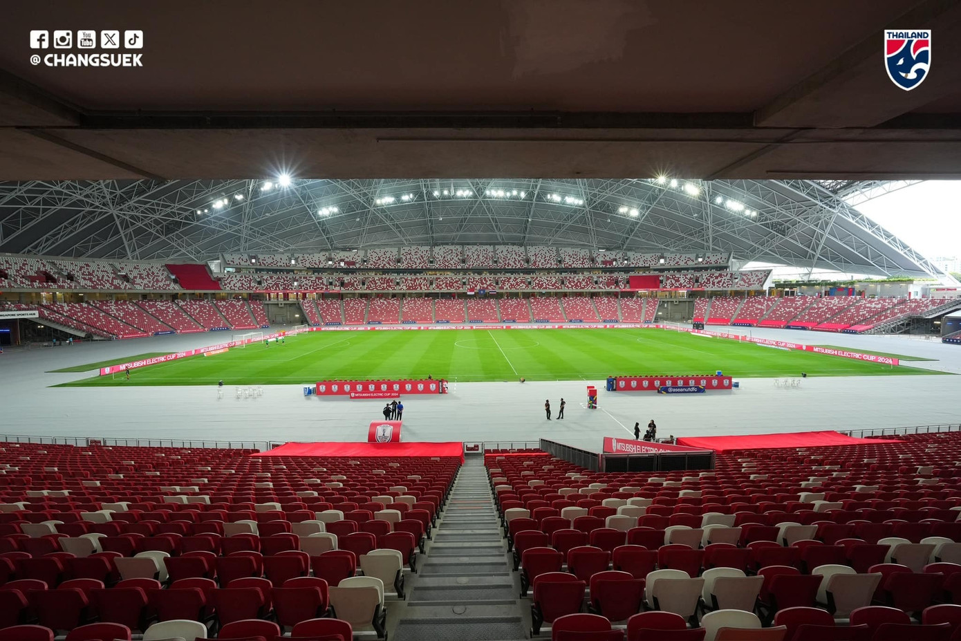 Ngược dòng thắng ngoạn mục Singapore, Thái Lan giành vé bán kết sớm ảnh 7 Ngược dòng thắng ngoạn mục Singapore, Thái Lan giành vé bán kết sớm ảnh 7