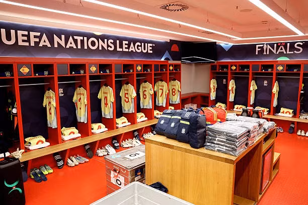Đánh bại Tây Ban Nha trên chấm luân lưu, Ronaldo và đồng đội lần thứ 2 đăng quang Nations League 2024/25 ảnh 8 Đánh bại Tây Ban Nha trên chấm luân lưu, Ronaldo và đồng đội lần thứ 2 đăng quang Nations League 2024/25 ảnh 8