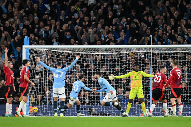 Amad Diallo bùng nổ, MU ngược dòng đánh bại Man City ngay tại Etihad ảnh 15 Amad Diallo bùng nổ, MU ngược dòng đánh bại Man City ngay tại Etihad ảnh 15